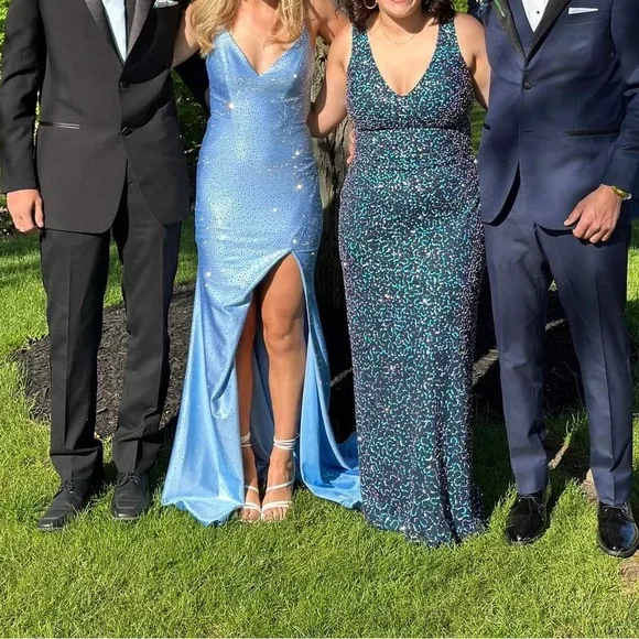 Prom dress - Picture 3 of 6